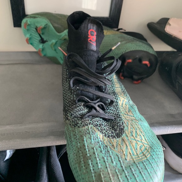 Nike mercurial cleats - Picture 8 of 9